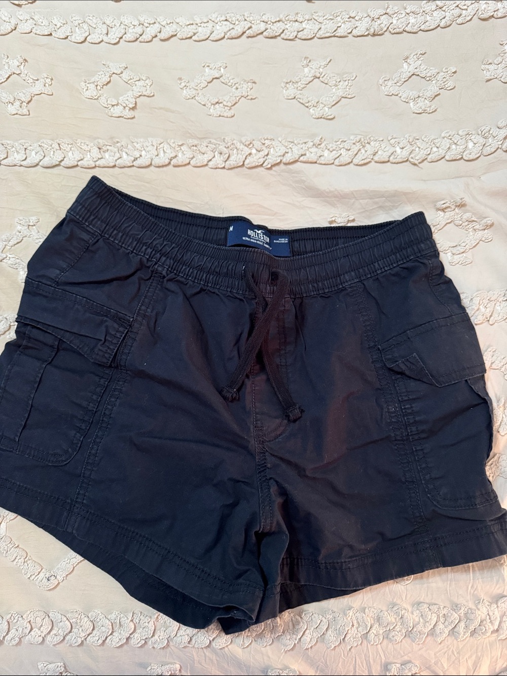 hollister cargo shorts